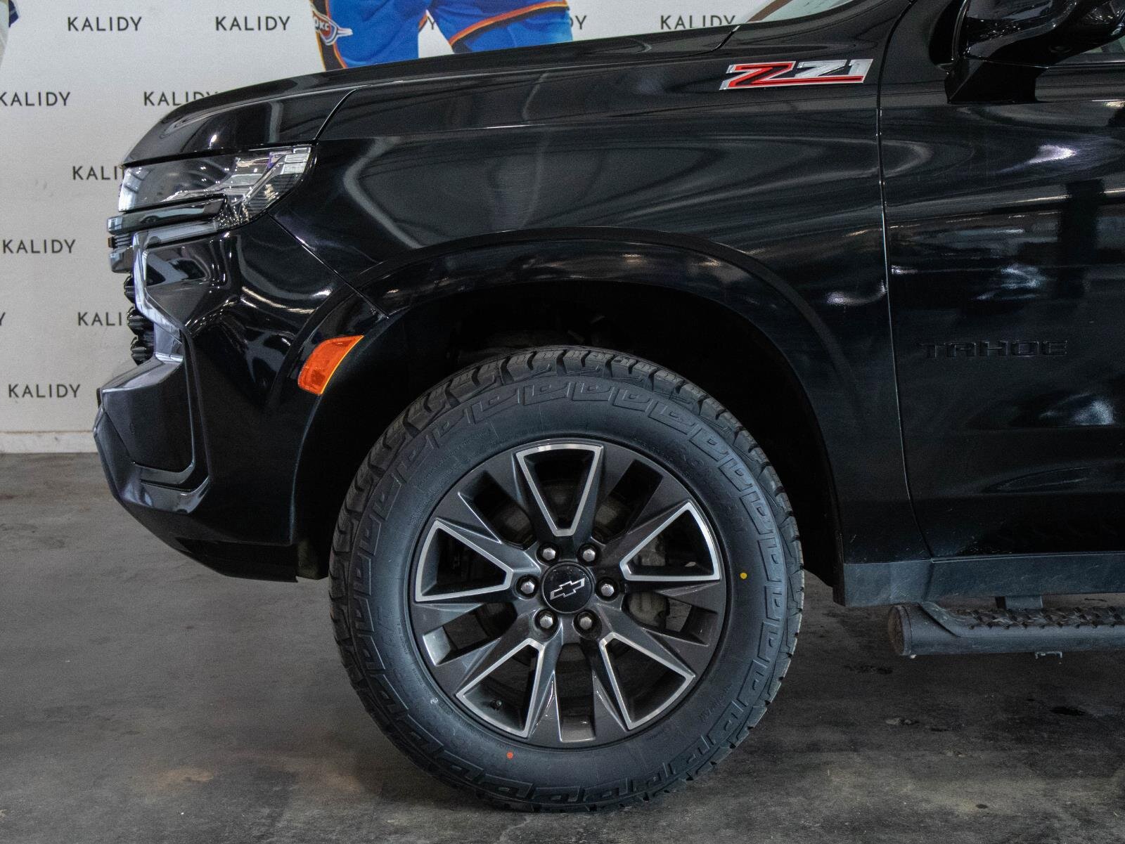 Used 2021 Chevrolet Tahoe Z71 w/ Luxury Package image 16