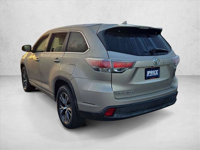 Used 2016 Toyota Highlander XLE FWD image 8