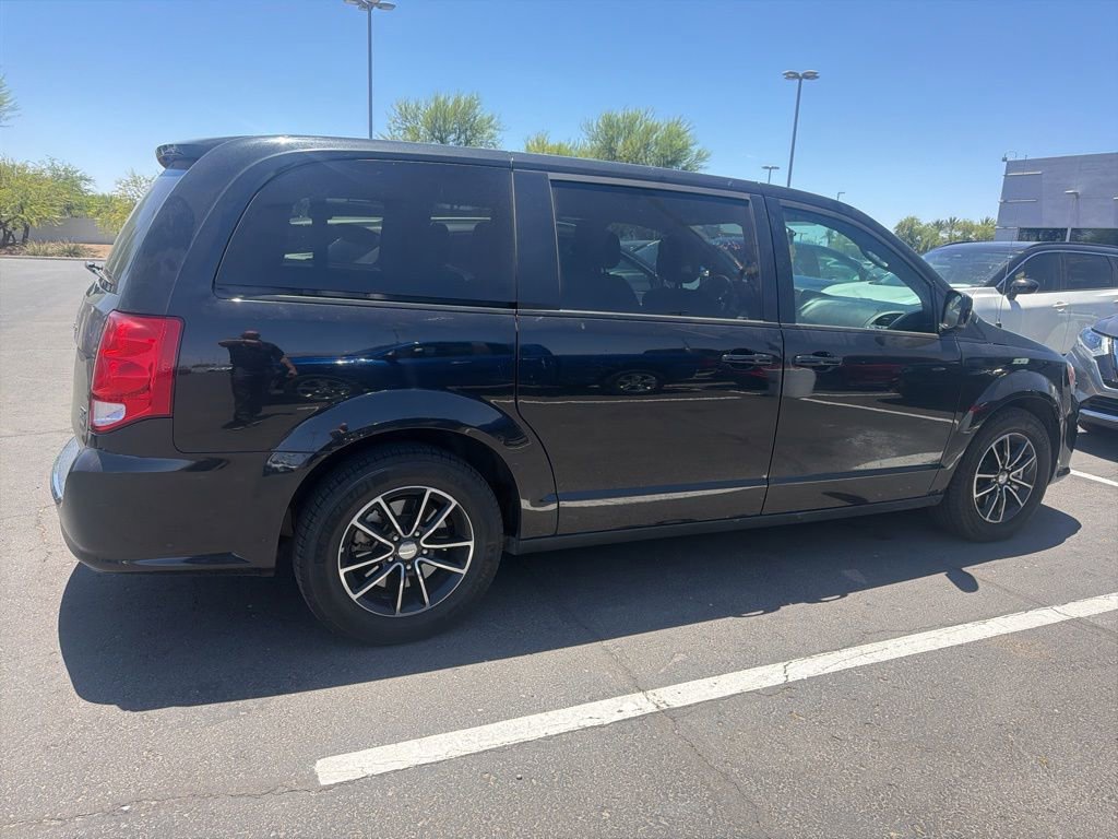 Used 2018 Dodge Grand Caravan GT FWD image 3