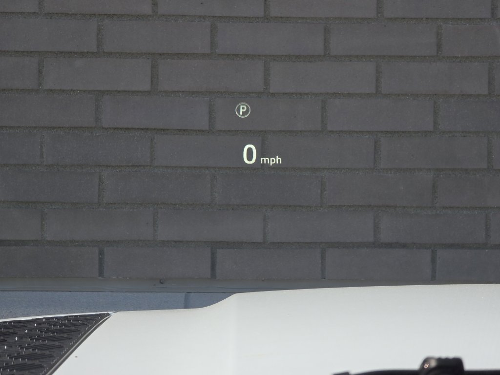 Used 2025 Land Rover Defender 110 X-Dynamic SE image 15