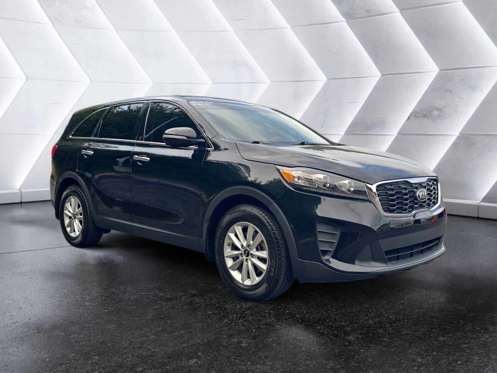 Used 2020 Kia Sorento LX FWD image 7