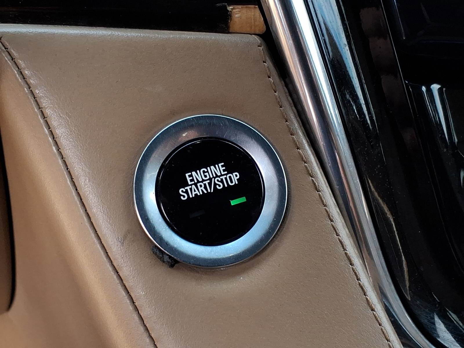 Used 2018 Cadillac Escalade Platinum image 31