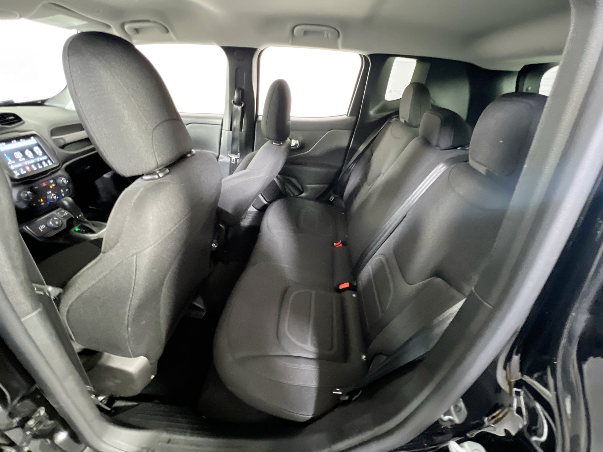 Used 2022 Jeep Renegade Latitude AWD/4WD image 23