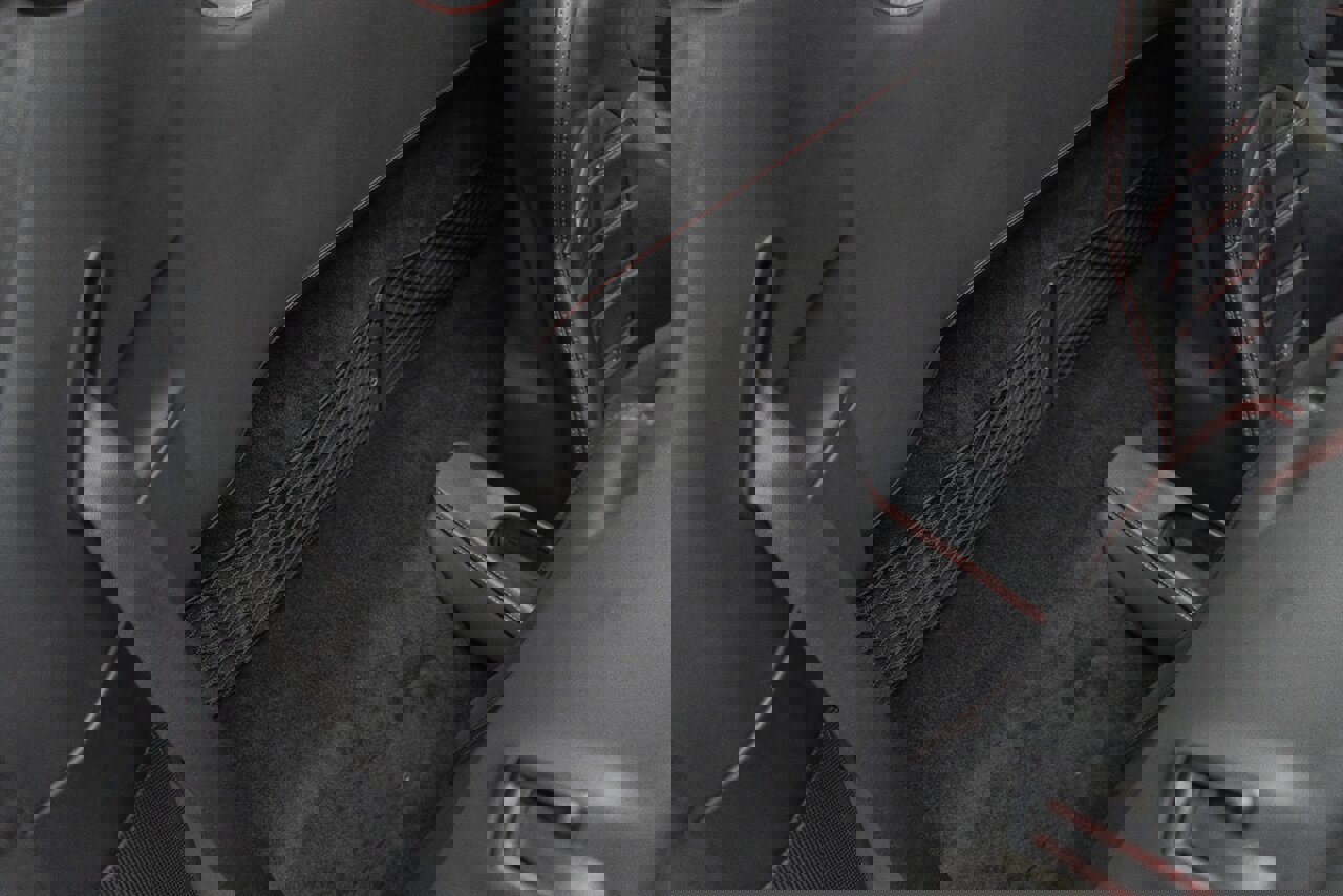 Used 2022 Ferrari F8 Tributo image 46