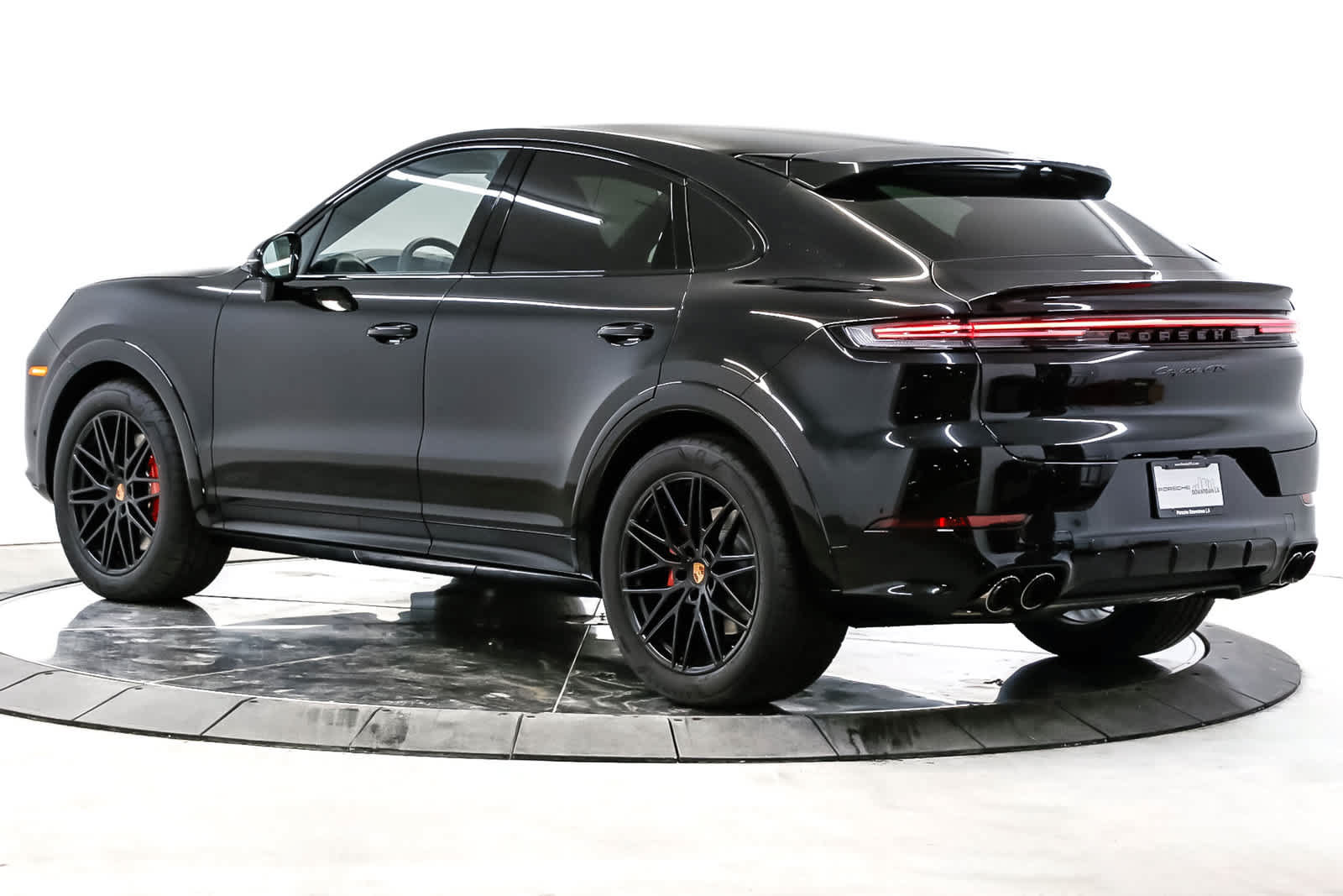 New 2026 Porsche Cayenne GTS AWD/4WD image 3