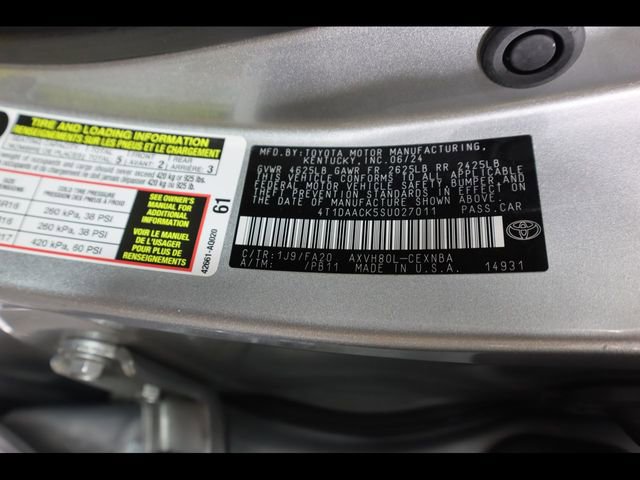 Used 2025 Toyota Camry LE FWD image 27