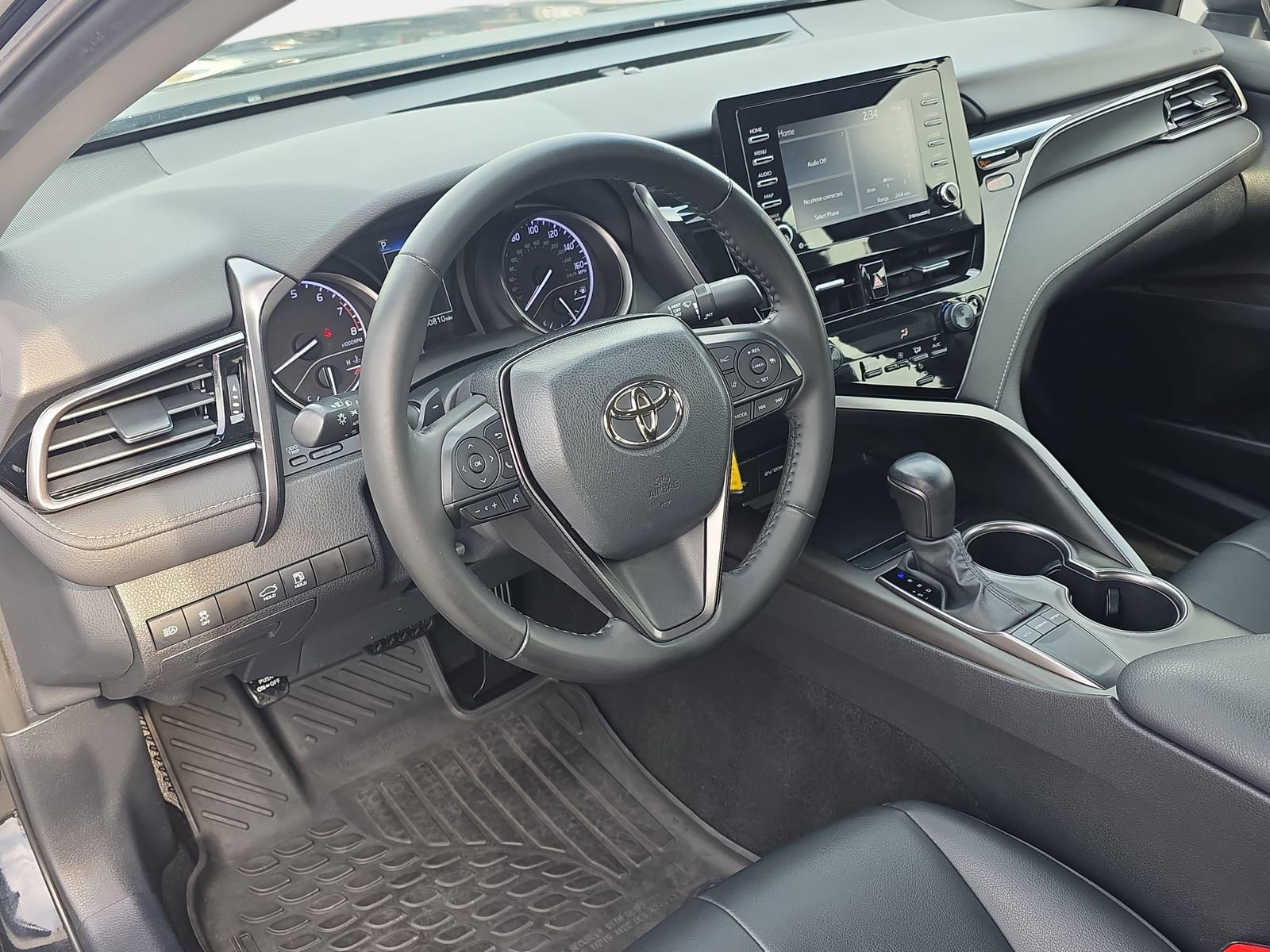 Used 2023 Toyota Camry SE image 15