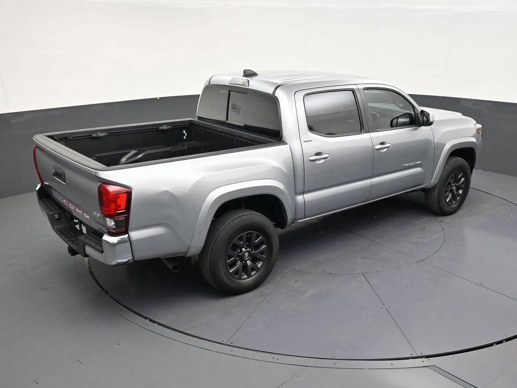 Used 2023 Toyota Tacoma SR5 RWD image 16