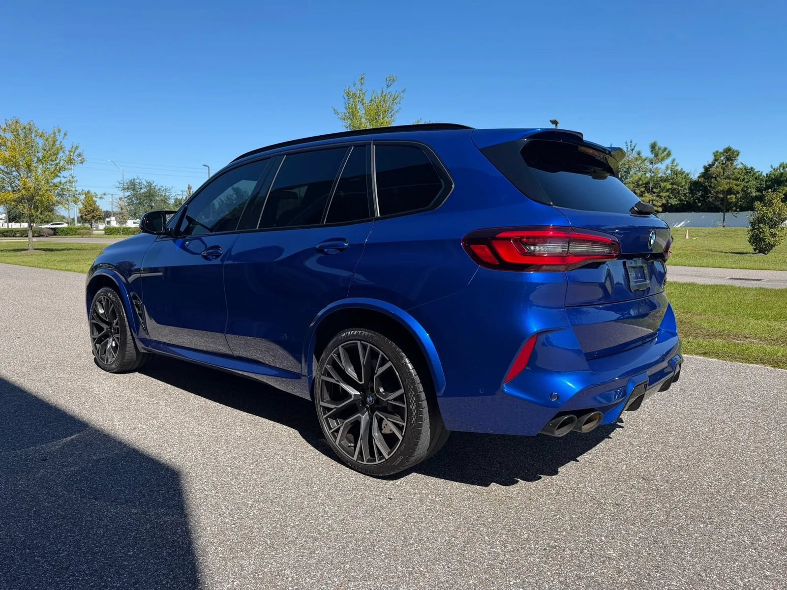 Used 2021 BMW X5 M AWD/4WD image 6