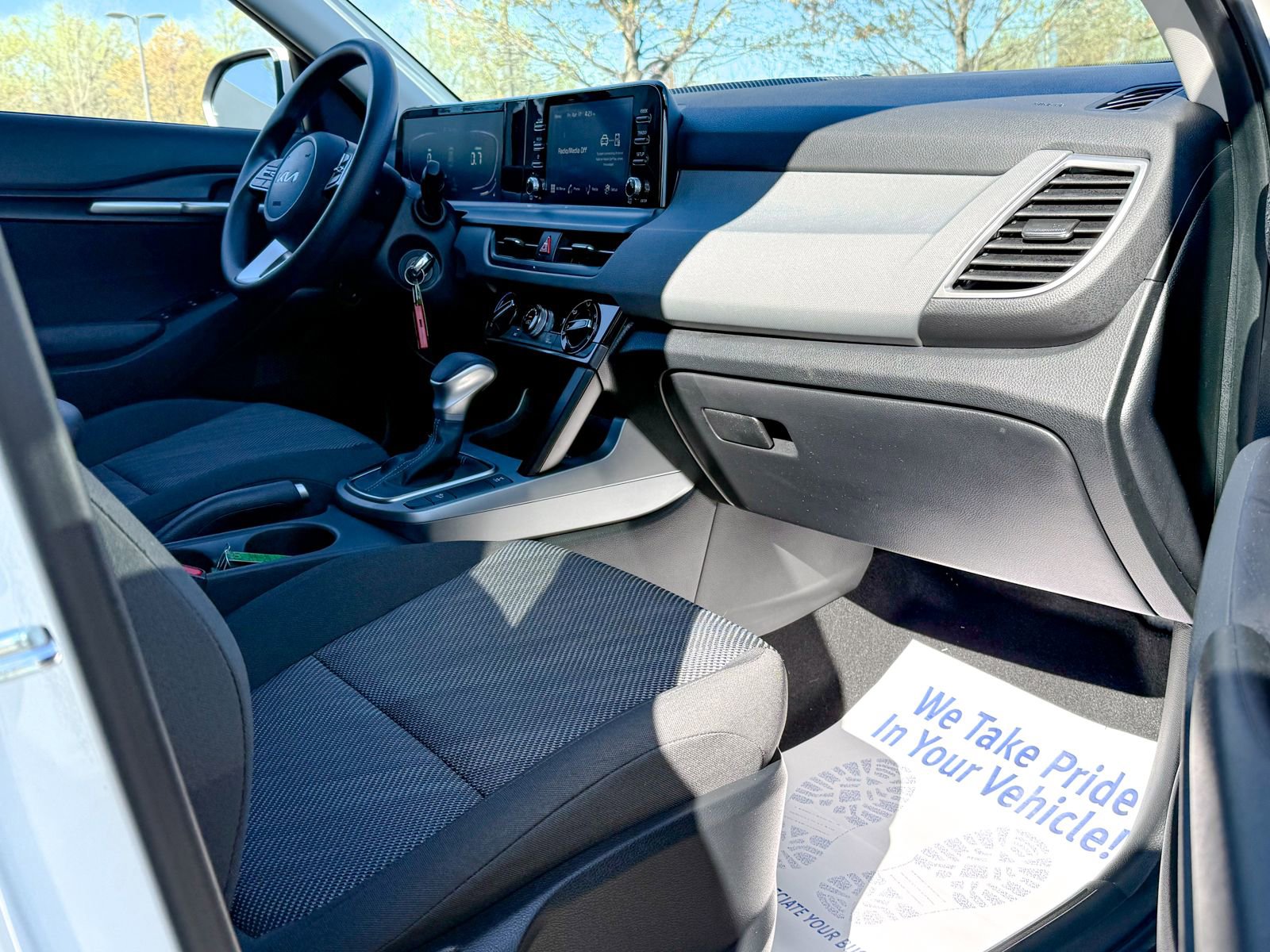 Certified 2025 Kia Seltos LX AWD/4WD image 12