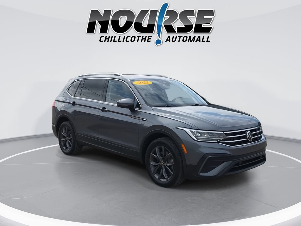 Used 2022 Volkswagen Tiguan SE FWD image 2
