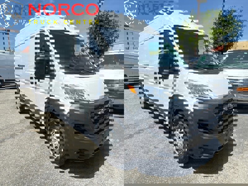 Used 2023 RAM ProMaster 2500 image 4