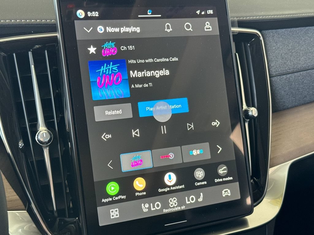New 2026 Volvo XC90 T8 Plus AWD/4WD image 18