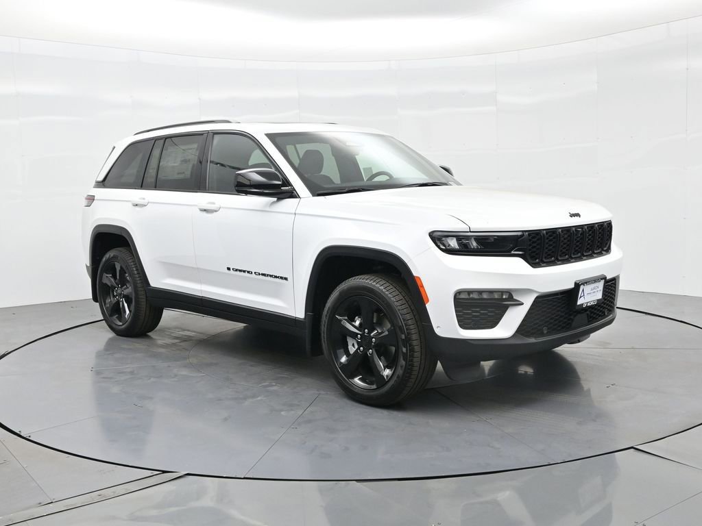 New 2025 Jeep Grand Cherokee Limited w/ Luxury Tech Group II image 4