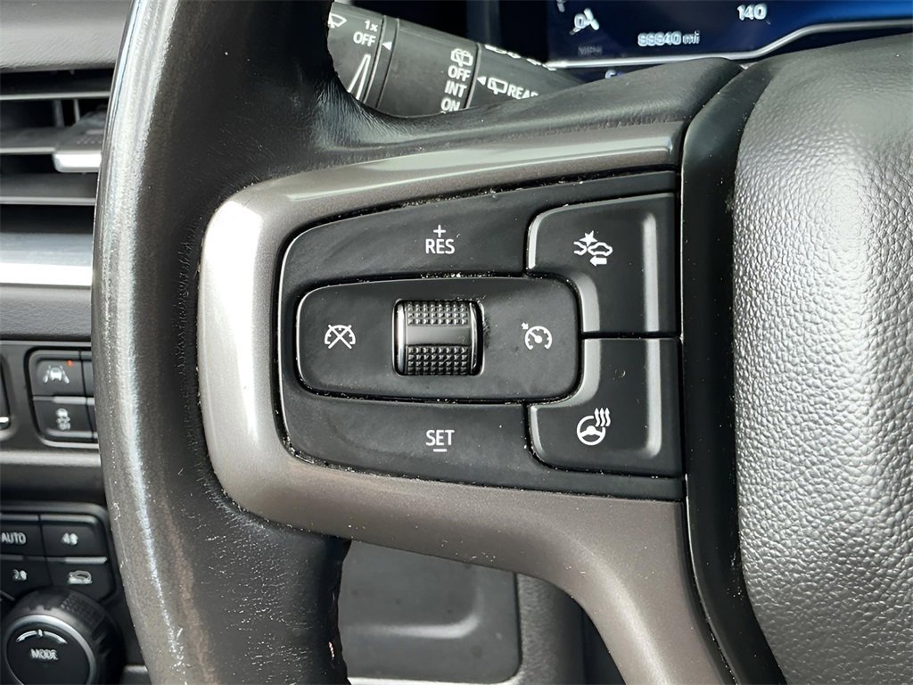 Used 2022 Chevrolet Suburban RST w/ Luxury Package image 36