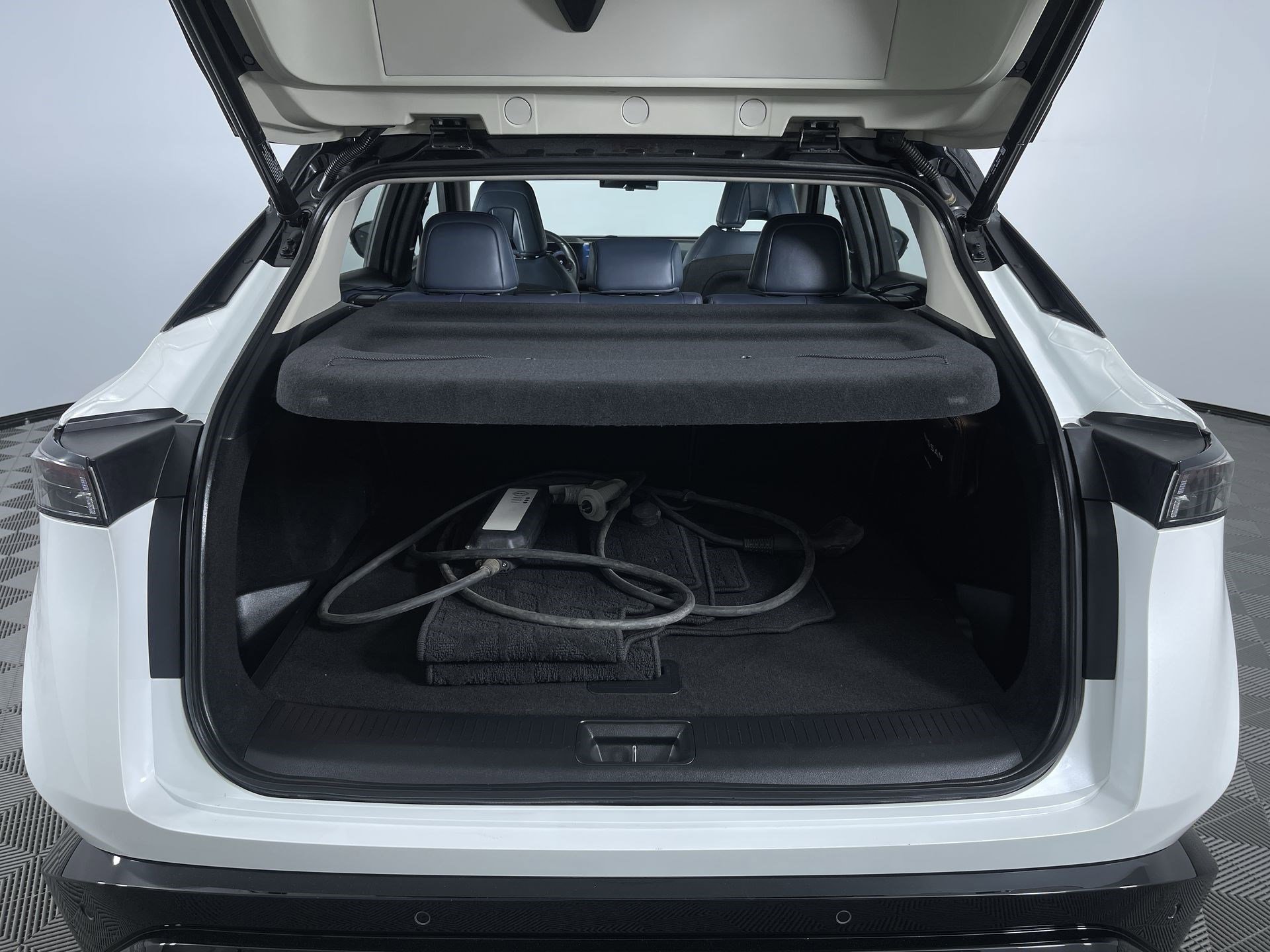 Certified 2024 Nissan Ariya AWD image 25