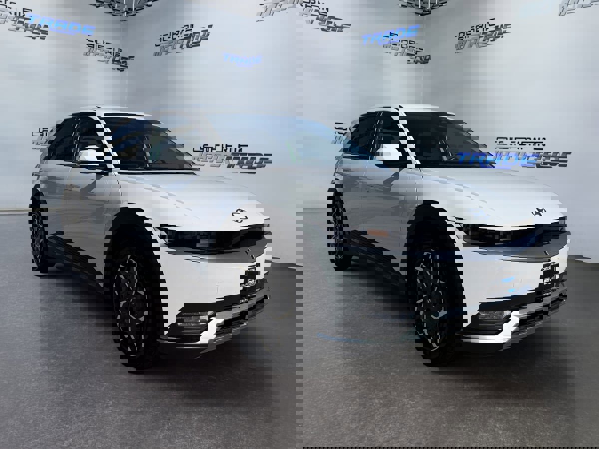 Used 2024 Hyundai Ioniq 5 SE image 3