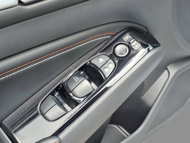 Used 2023 Nissan Altima 2.5 SR w/ SR Premium Package FWD image 17