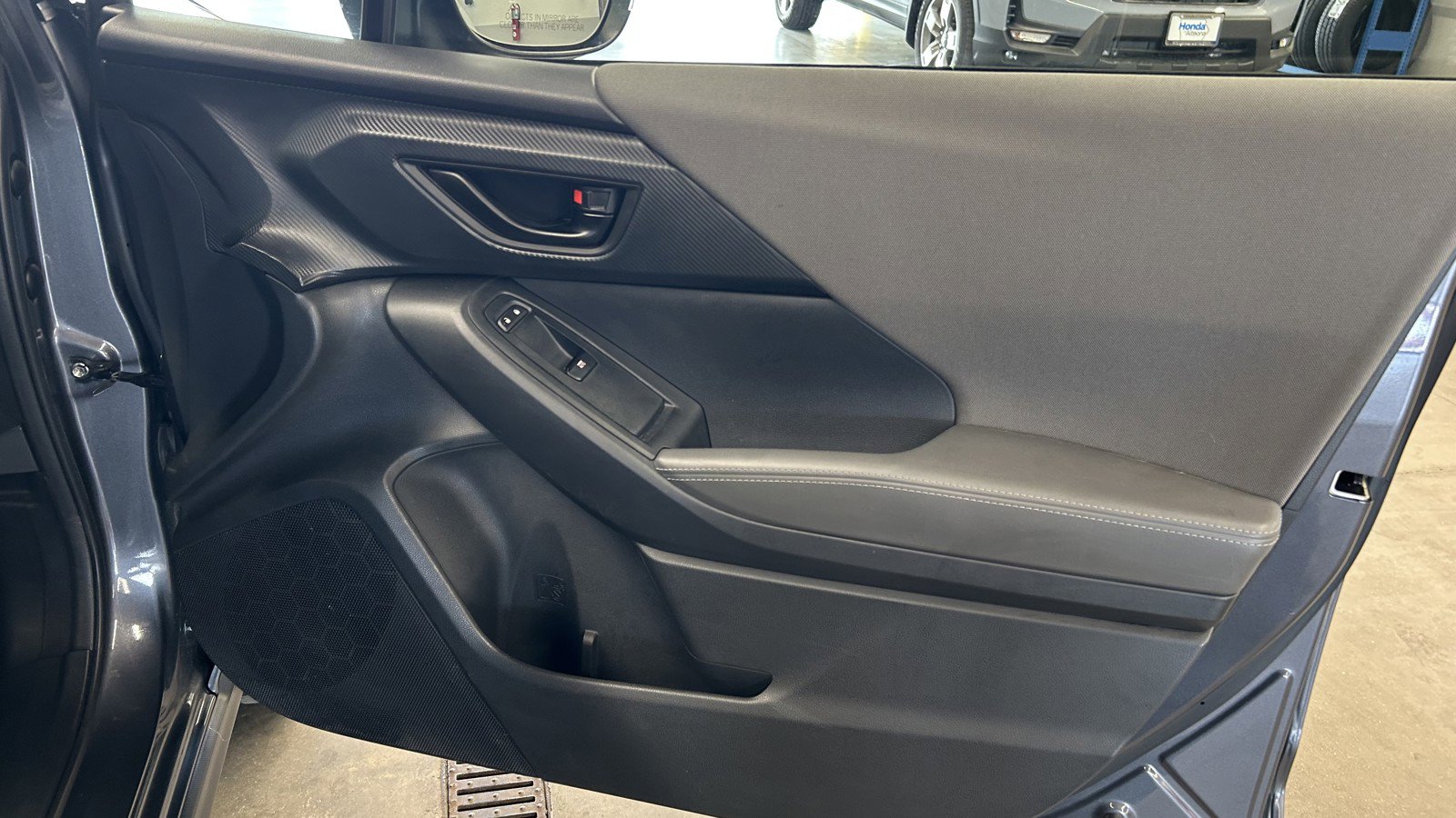 Used 2024 Subaru Crosstrek 2.0i Premium image 19