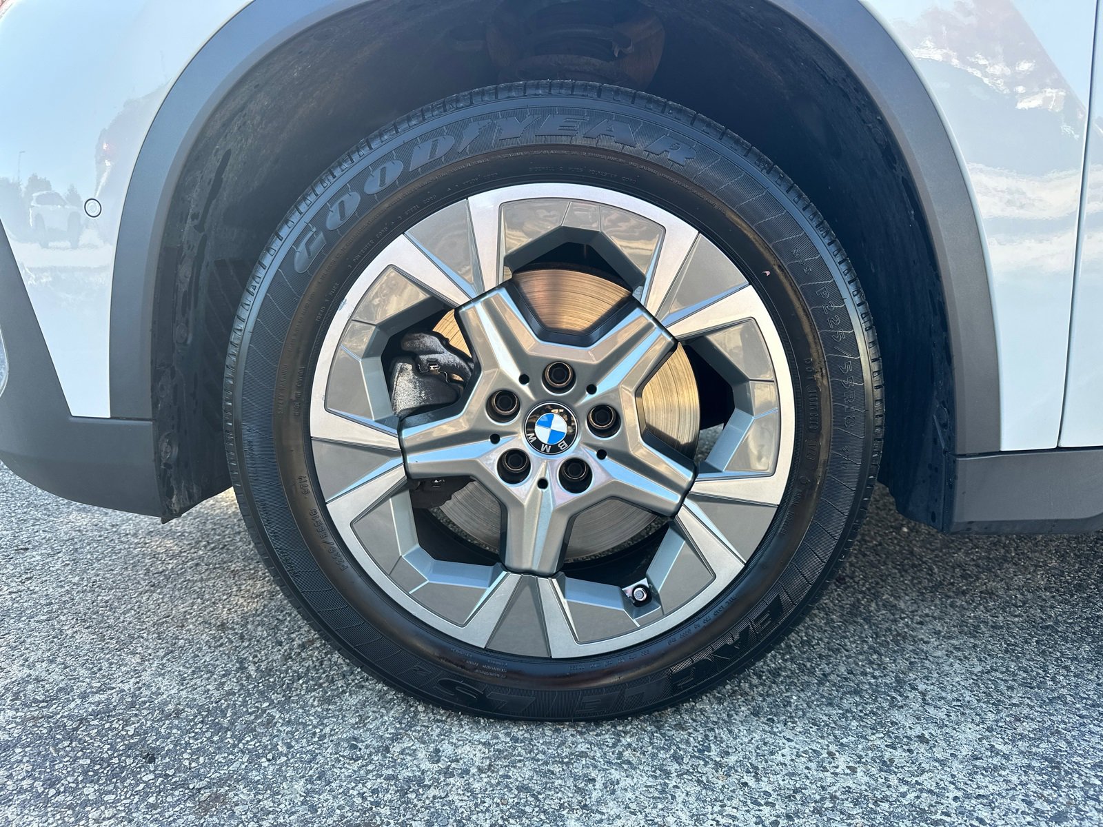 Used 2023 BMW X1 xDrive28i image 11