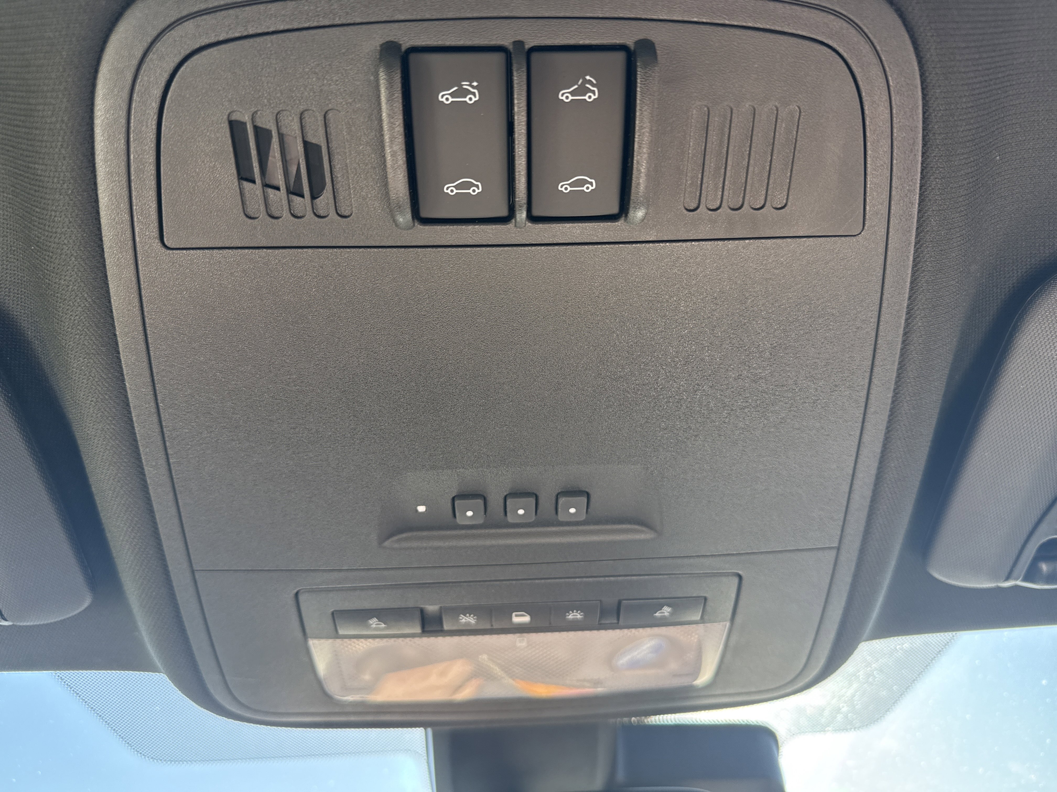 Used 2017 Buick Regal GS w/ Driver Confidence Package #1 image 34