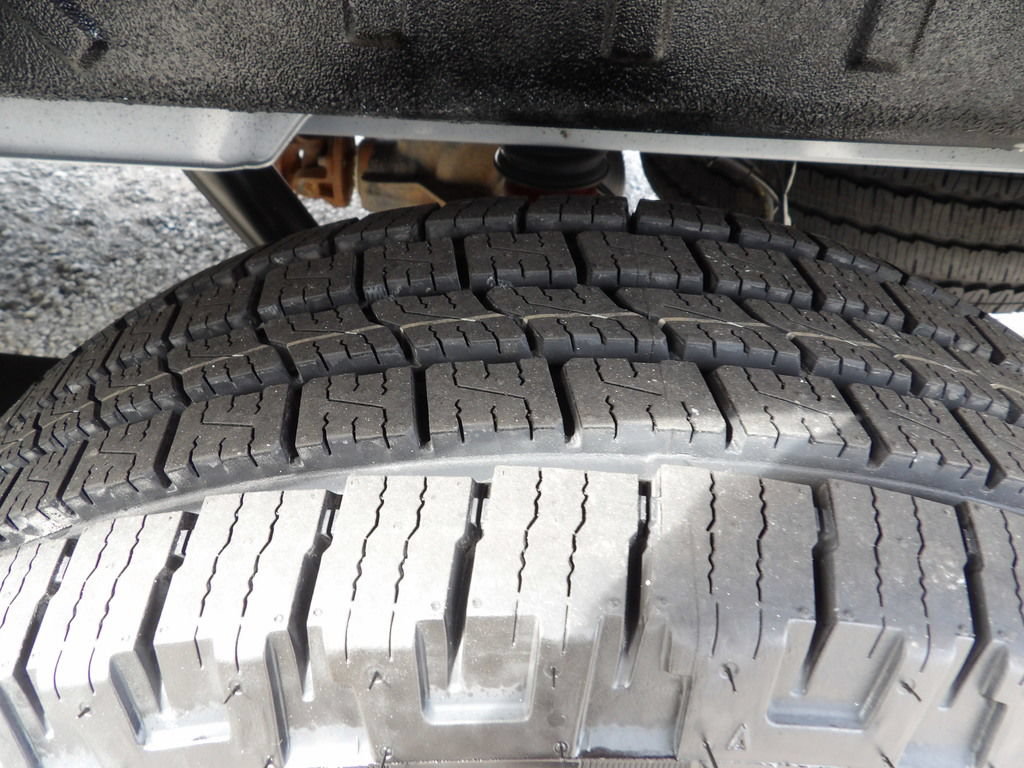 Used 2016 Ford Transit 250 148 Medium Roof RWD image 47