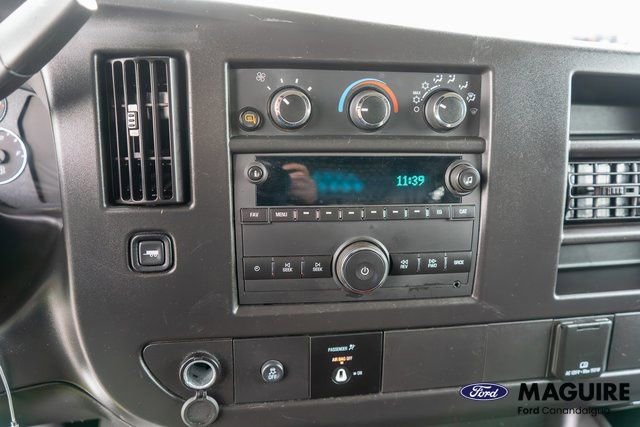 Used 2024 GMC Savana 2500 w/ Driver Convenience Package RWD image 21