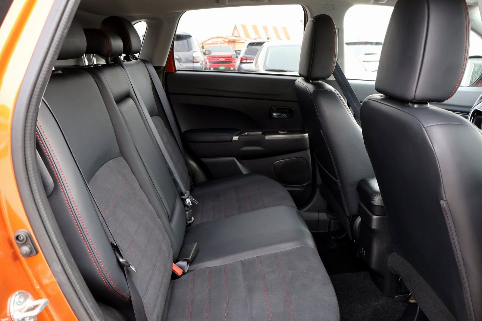 Used 2024 Mitsubishi Outlander Sport SE AWD/4WD image 14