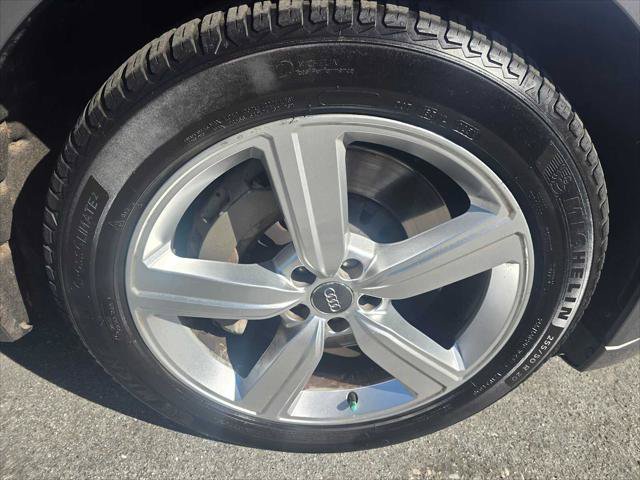 Used 2019 Audi e-tron Premium Plus AWD/4WD image 9