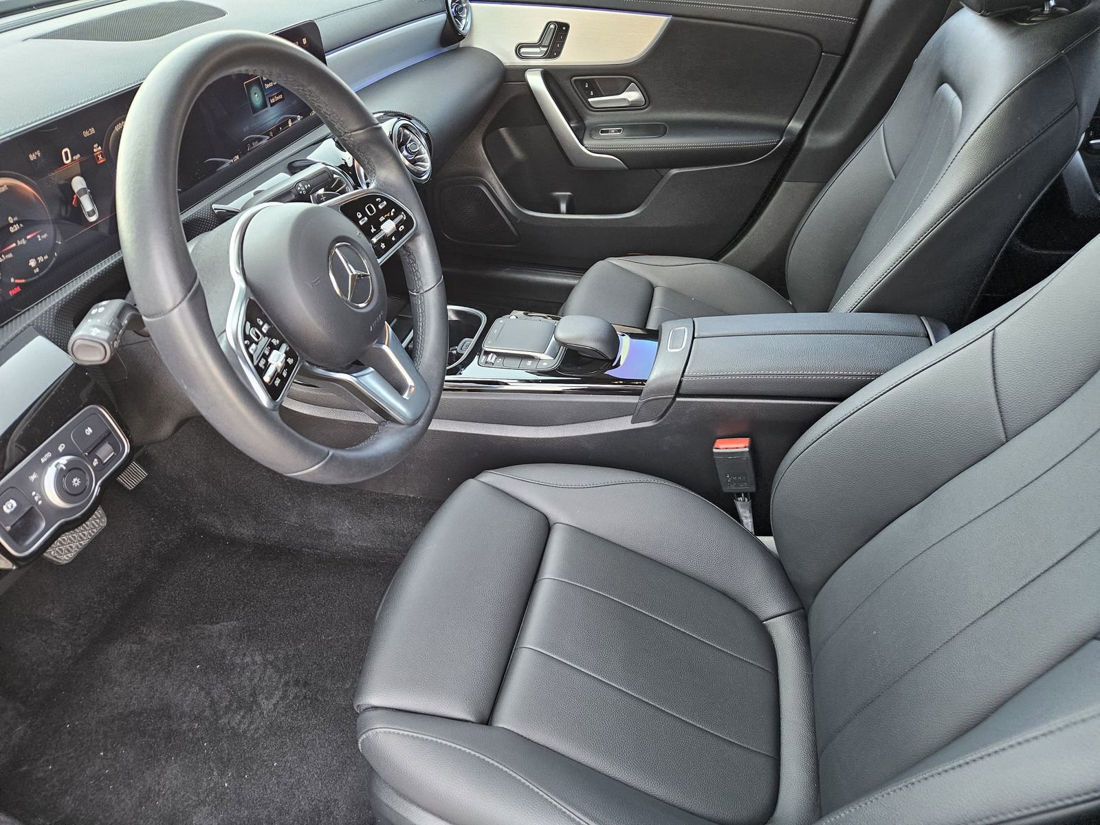 Used 2023 Mercedes-Benz CLA 250 image 18