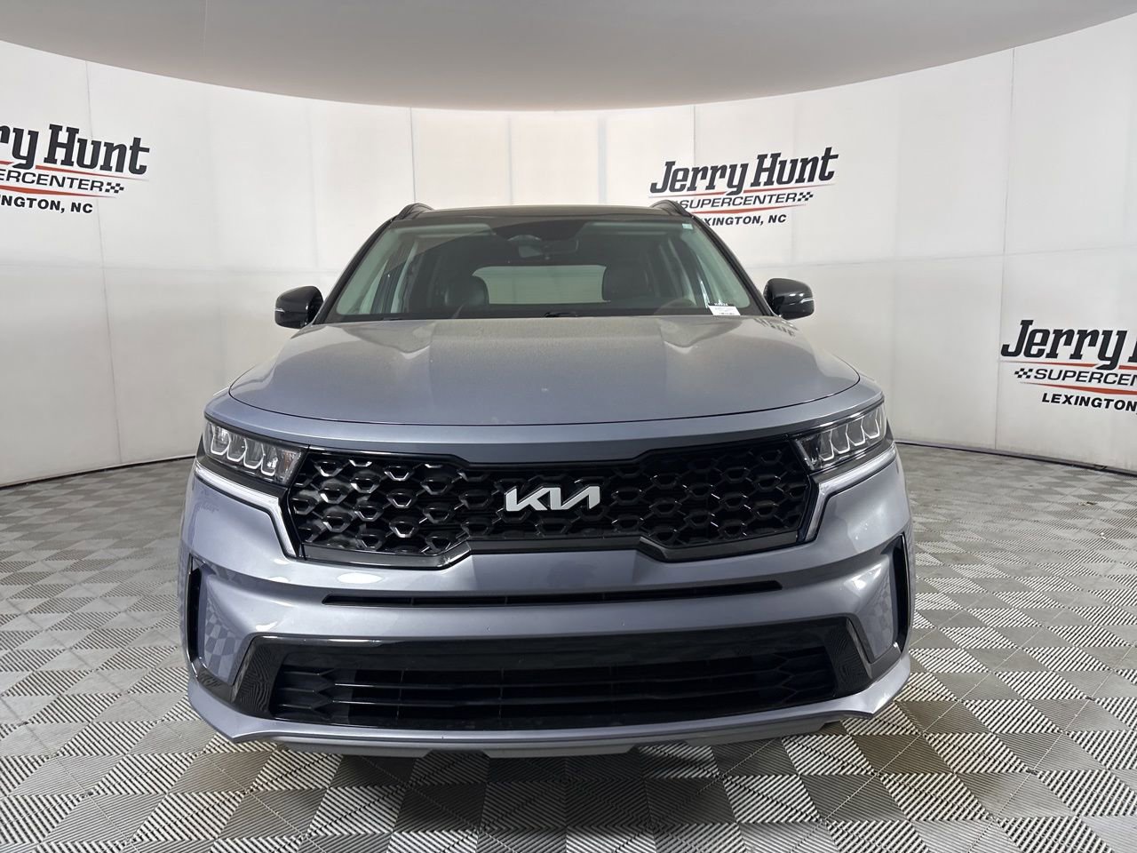 Used 2023 Kia Sorento S w/ Panoramic Sunroof Package FWD image 2