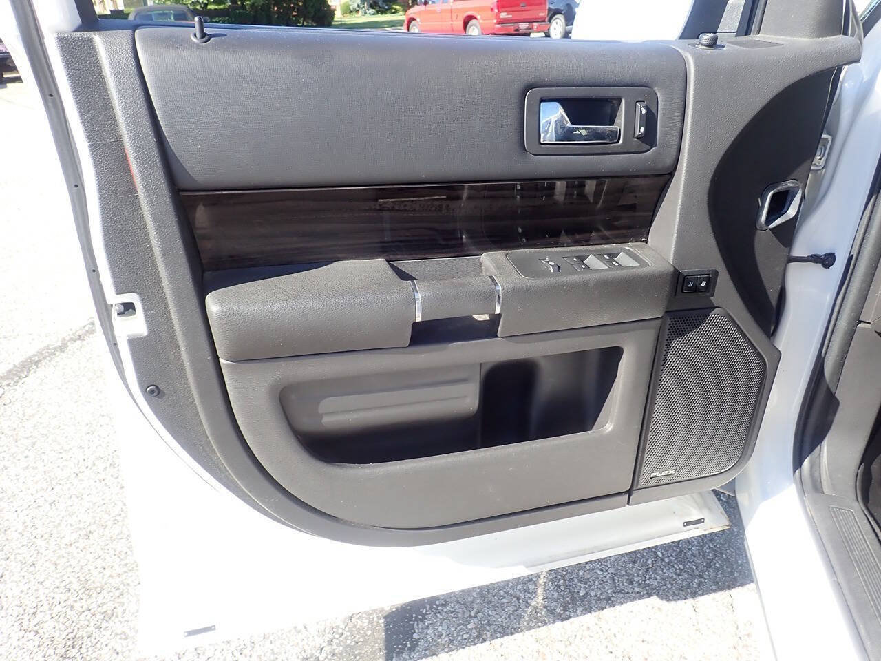 Used 2015 Ford Flex SEL w/ Equipment Group 202A AWD/4WD image 12