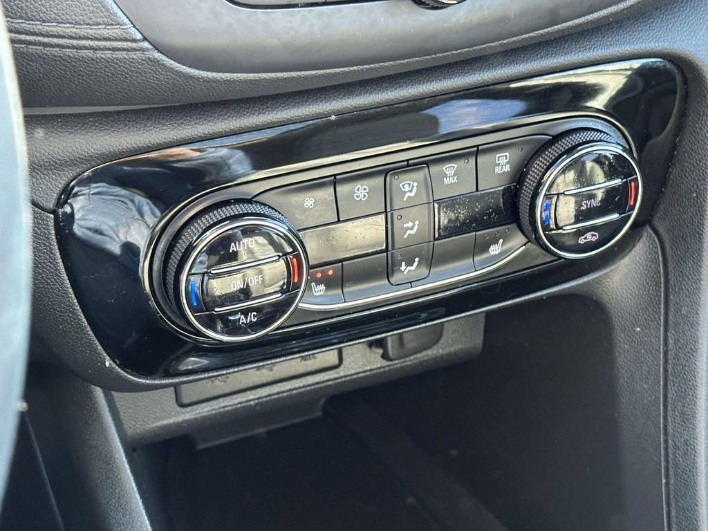 Certified 2023 Buick Encore GX Essence w/ Experience Buick Package image 29