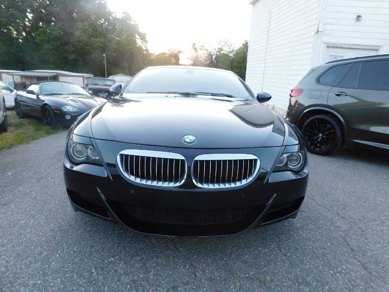 Used 2007 BMW M6 Convertible RWD image 2