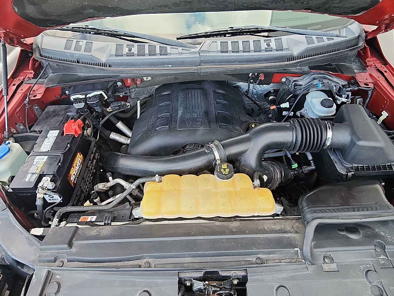 Used 2015 Ford F150 Lariat AWD/4WD image 11