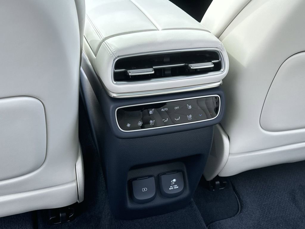 New 2025 Genesis GV80 3.5T Prestige image 22
