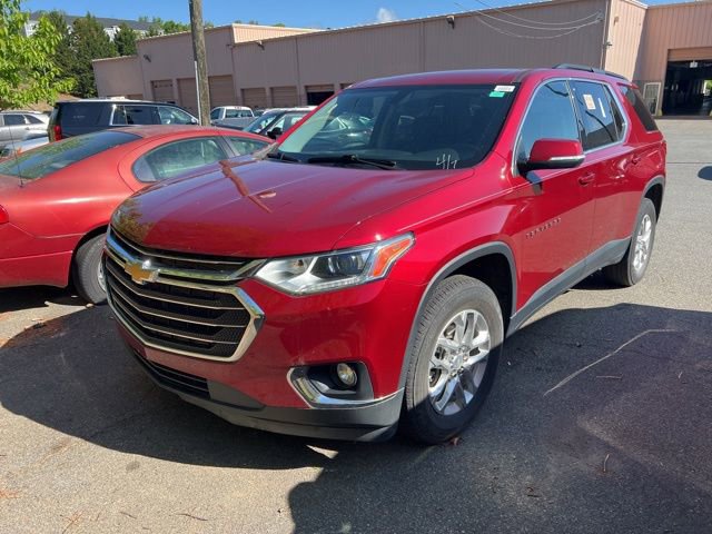 Used 2021 Chevrolet Traverse LT FWD image 1