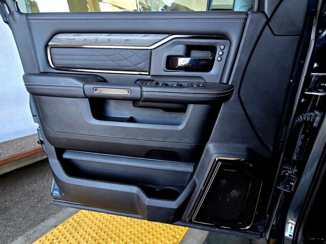 New 2026 RAM 2500 Limited image 24