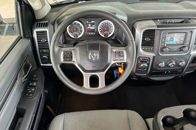 Used 2023 RAM 1500 Classic SLT image 11