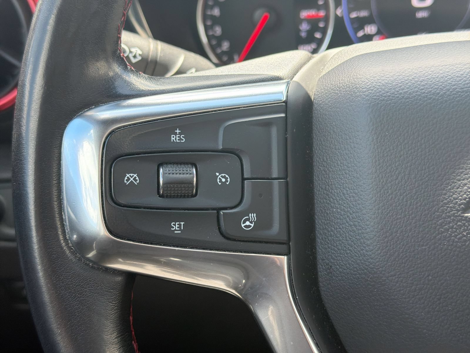 Used 2019 Chevrolet Blazer RS w/ Sun and Wheels Package AWD/4WD image 29