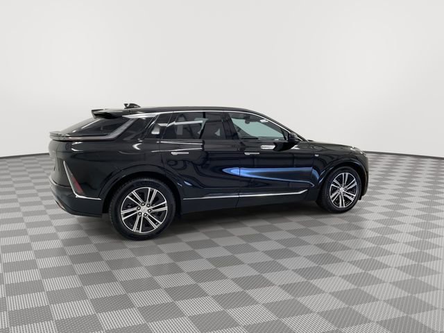 New 2026 Cadillac Lyriq Luxury image 11