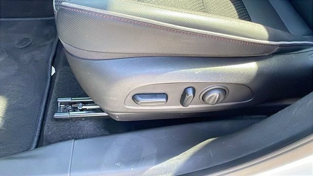 Used 2022 Chevrolet TrailBlazer RS w/ Sun and Liftgate Package FWD image 29