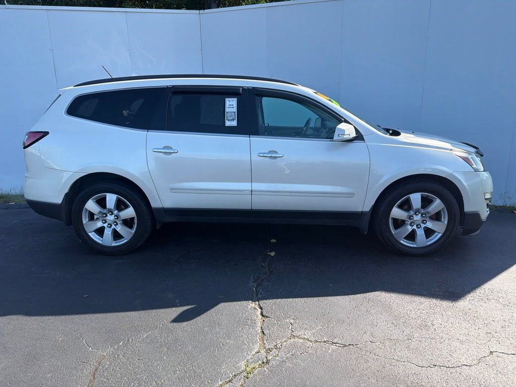 Used 2014 Chevrolet Traverse LTZ AWD/4WD image 2