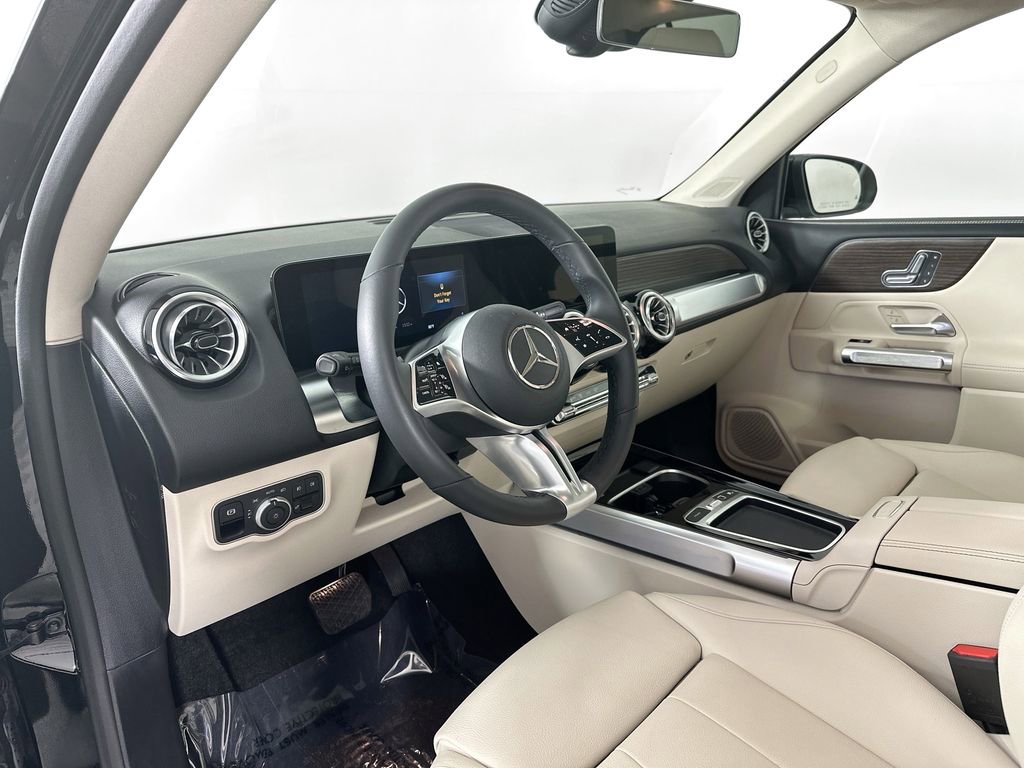 Used 2026 Mercedes-Benz GLB 250 image 9