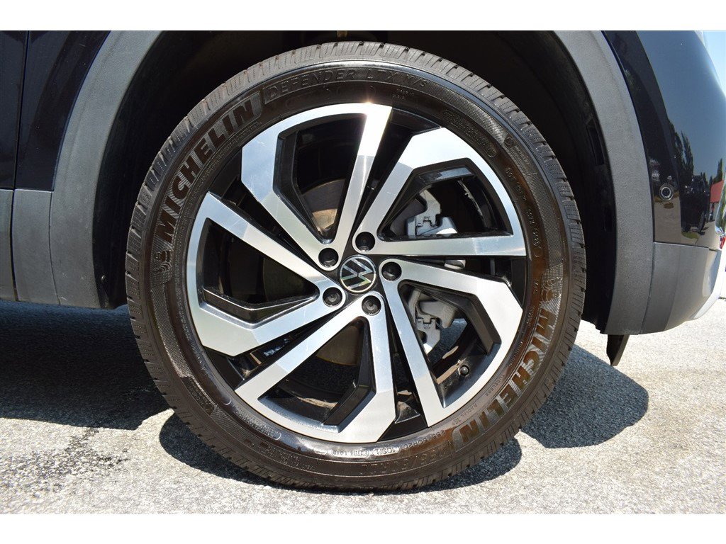 Used 2021 Volkswagen Atlas SEL Premium image 9