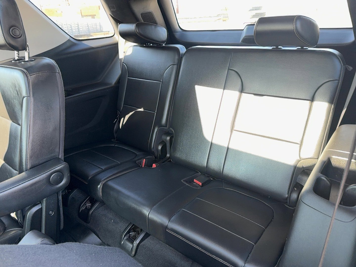 Used 2018 Chevrolet Traverse LT w/ LPO, Black Accent Package AWD/4WD image 10