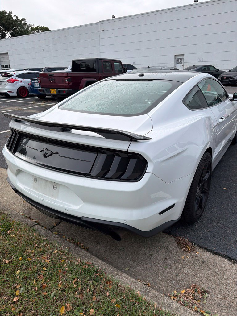Used 2020 Ford Mustang Premium w/ Equipment Group 201A RWD image 5