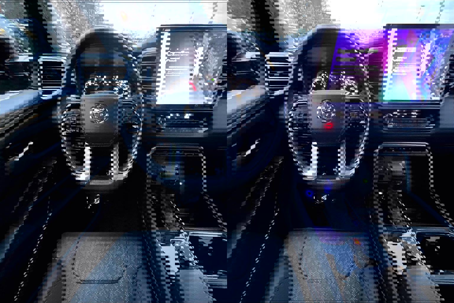 Used 2023 Toyota Tundra Limited image 5