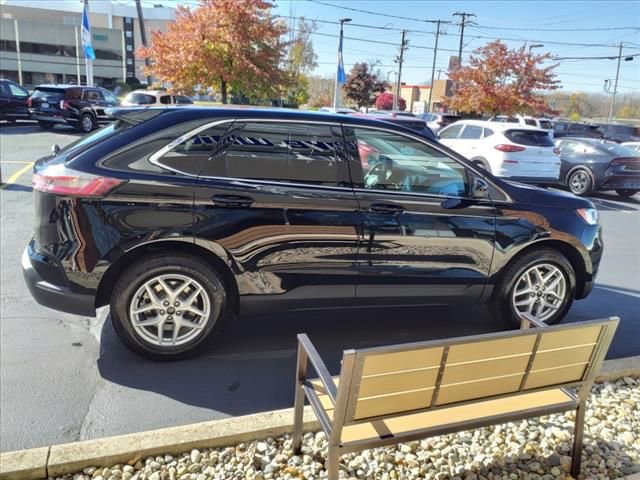 Used 2024 Ford Edge SEL AWD/4WD image 23