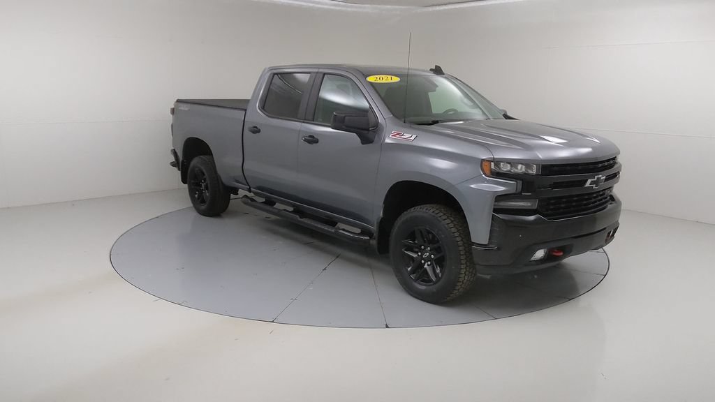 Used 2021 Chevrolet Silverado 1500 LT Trail Boss w/ Bed Protection Package AWD/4WD image 9